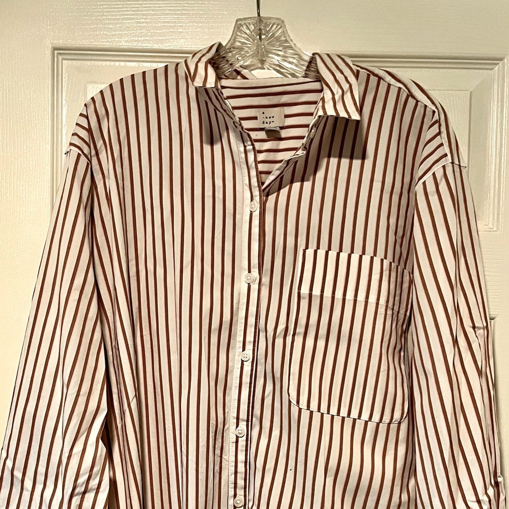 A Brand New Day Size XXL- Tan, white and dash of pink